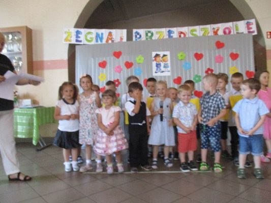 Grafika #10: Uroczyste pożegnanie Starszaków