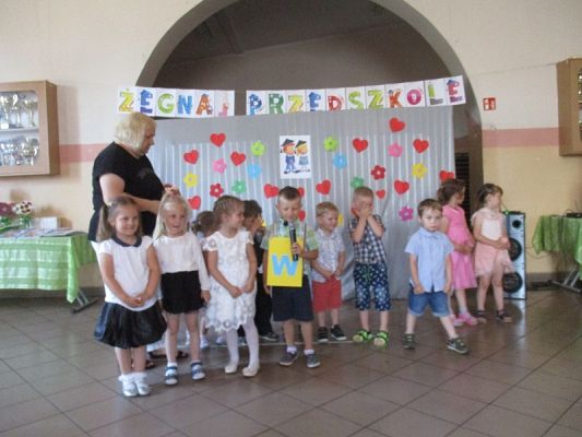 Grafika #14: Uroczyste pożegnanie Starszaków