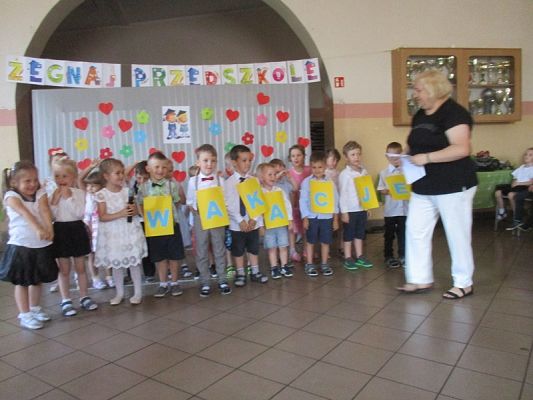 Grafika #17: Uroczyste pożegnanie Starszaków