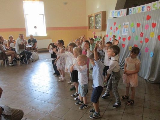 Grafika #80: Uroczyste pożegnanie Starszaków