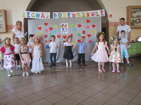 Grafika #61: Uroczyste pożegnanie Starszaków