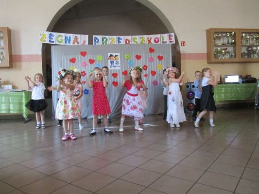 Grafika #42: Uroczyste pożegnanie Starszaków