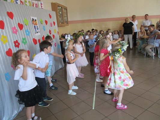 Grafika #65: Uroczyste pożegnanie Starszaków