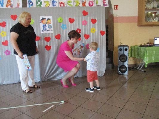 Grafika #107: Uroczyste pożegnanie Starszaków