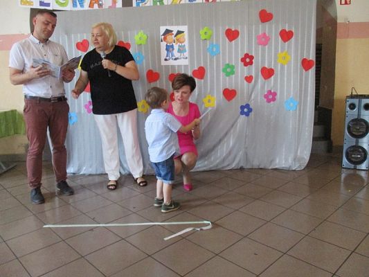 Grafika #105: Uroczyste pożegnanie Starszaków