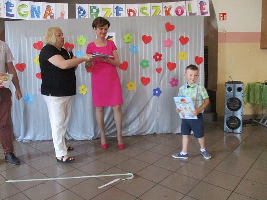 Grafika #106: Uroczyste pożegnanie Starszaków