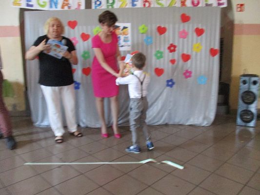 Grafika #62: Uroczyste pożegnanie Starszaków