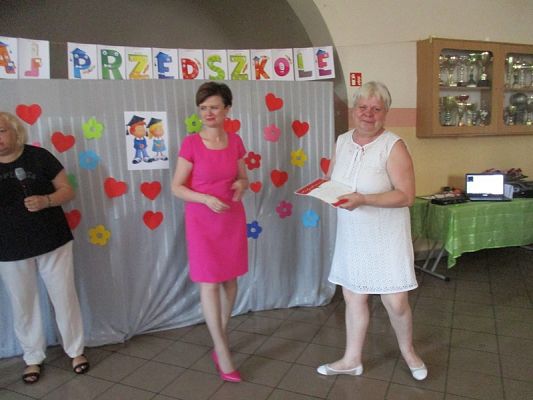 Grafika #2: Uroczyste pożegnanie Starszaków