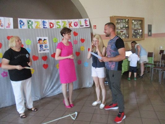 Grafika #5: Uroczyste pożegnanie Starszaków