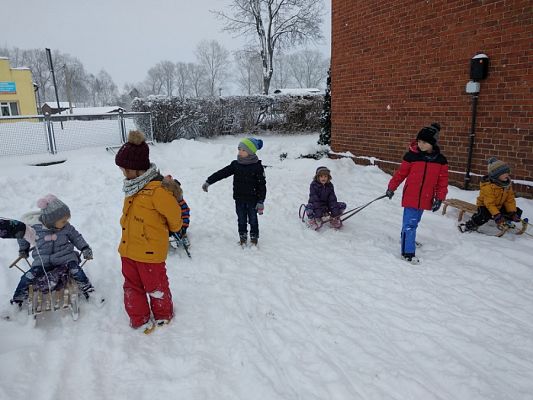 Grafika #4: ZABAW NA ŚNIEGU - CIĄG DALSZY