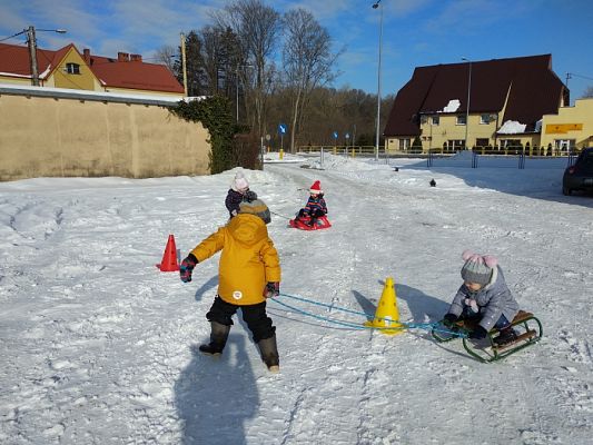 Grafika #16: ZABAW NA ŚNIEGU - CIĄG DALSZY