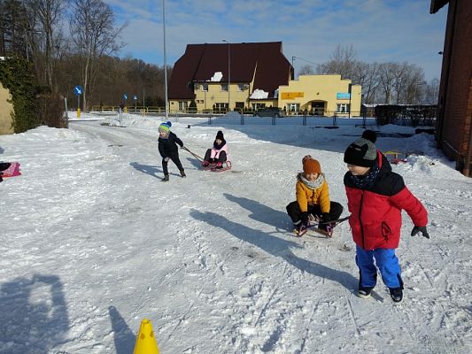Grafika #21: ZABAW NA ŚNIEGU - CIĄG DALSZY