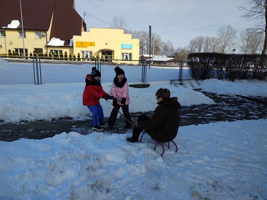 Grafika #9: ZABAW NA ŚNIEGU - CIĄG DALSZY