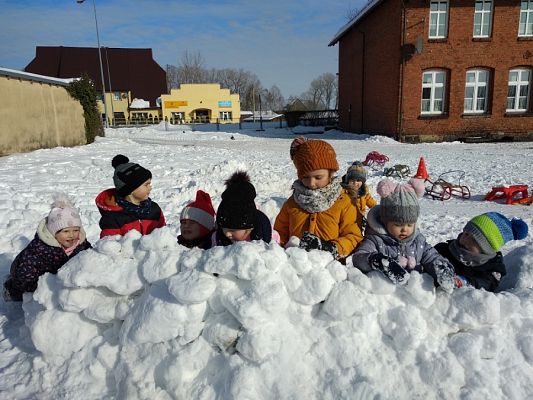 Grafika #14: ZABAW NA ŚNIEGU - CIĄG DALSZY