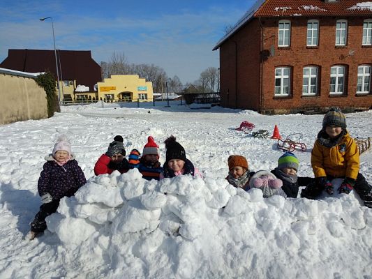 Grafika #27: ZABAW NA ŚNIEGU - CIĄG DALSZY