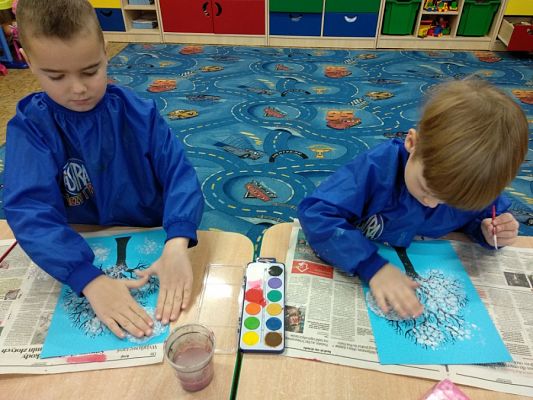  Grafika #34: GALERIA ,,PRACUSIÓW"