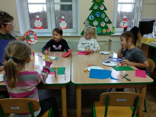  Grafika #9: GALERIA ,,PRACUSIÓW"