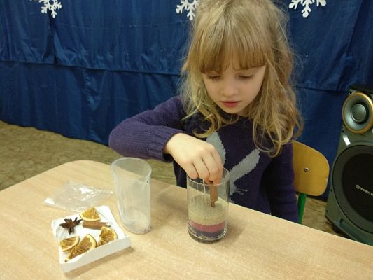  Grafika #7: UPOMINEK DLA RODZICÓW