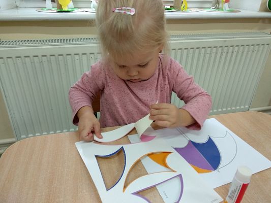  Grafika #1: KOLEJNE PRACE PRZEDSZKOLAKÓW