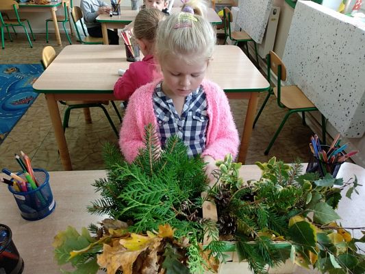  Grafika #5: JESIENNY LAS