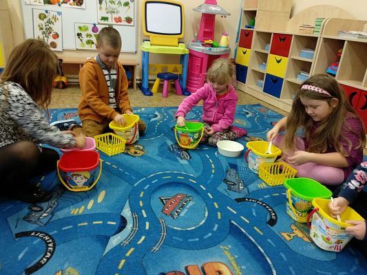  Grafika #21: ZABAWA Z KASZTANAMI