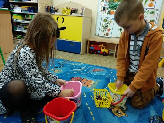  Grafika #23: ZABAWA Z KASZTANAMI