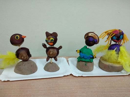  Grafika #5: ZABAWA Z KASZTANAMI