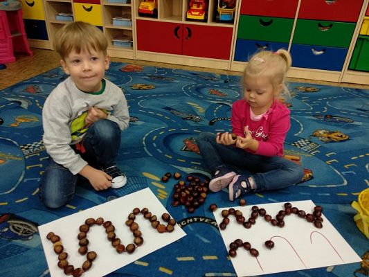  Grafika #37: ZABAWA Z KASZTANAMI