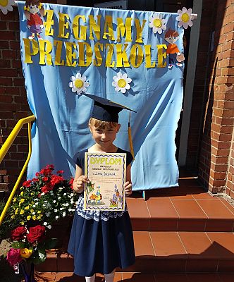  Grafika #9: POŻEGNANIE, JAKŻE INNE OD WSZYSTKICH…