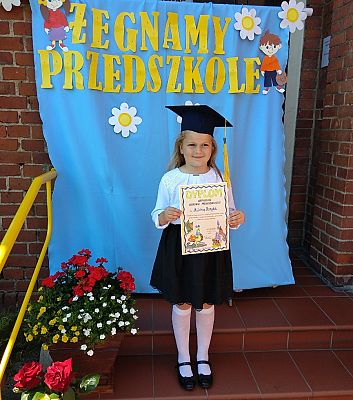  Grafika #0: POŻEGNANIE, JAKŻE INNE OD WSZYSTKICH…