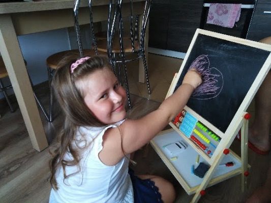  Grafika #18: POŻEGNANIE, JAKŻE INNE OD WSZYSTKICH…