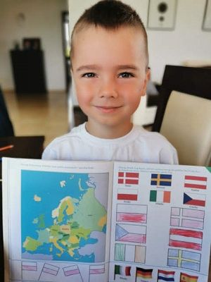 Grafika #4: GALERIA ,,PRACUSIÓW"