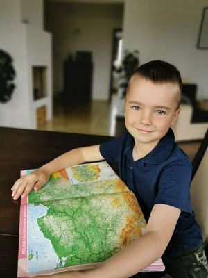 Grafika #9: GALERIA ,,PRACUSIÓW"