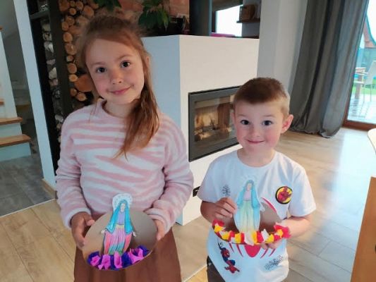 Grafika #10: GALERIA ,,PRACUSIÓW"