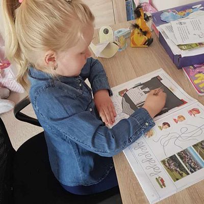 Grafika #14: GALERIA ,,PRACUSIÓW"