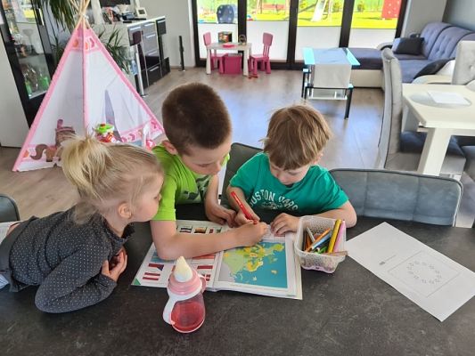 Grafika #21: GALERIA ,,PRACUSIÓW"