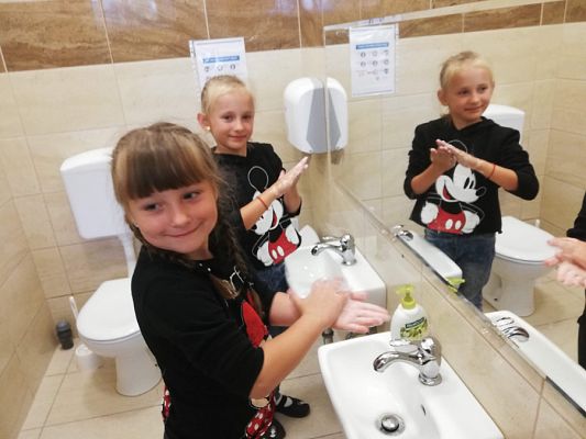 Grafika #2: DBAMY O BEZPIECZEŃSTWO