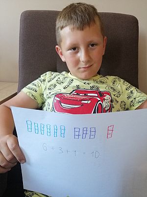  Grafika #17: Dzieci pracują w domu (cz. 9)