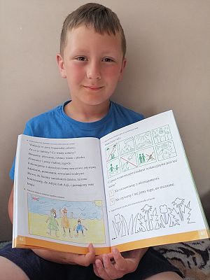  Grafika #26: Dzieci pracują w domu (cz. 9)