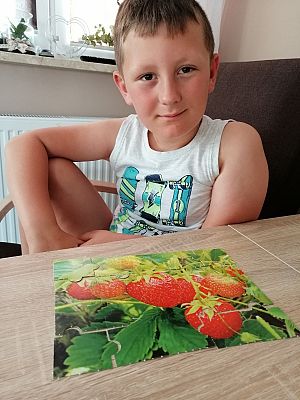  Grafika #48: Dzieci pracują w domu (cz. 9)