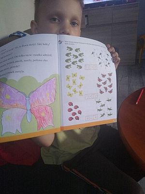  Grafika #7: Dzieci pracują w domu (cz. 3)