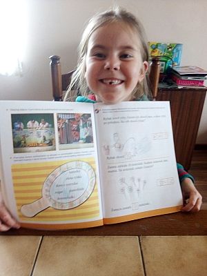  Grafika #48: Dzieci pracują w domu (cz. 3)