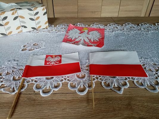  Grafika #68: Dzieci pracują w domu (cz. 3)