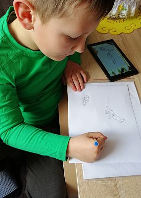  Grafika #40: Dzieci pracują w domu (cz. 2)