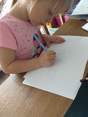  Grafika #42: Dzieci pracują w domu (cz. 2)