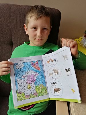  Grafika #32: Dzieci pracują w domu (cz. 2)