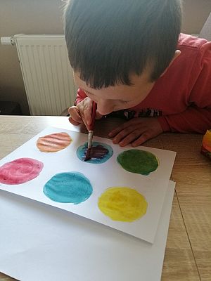  Grafika #15: Dzieci pracują w domu (cz. 2)