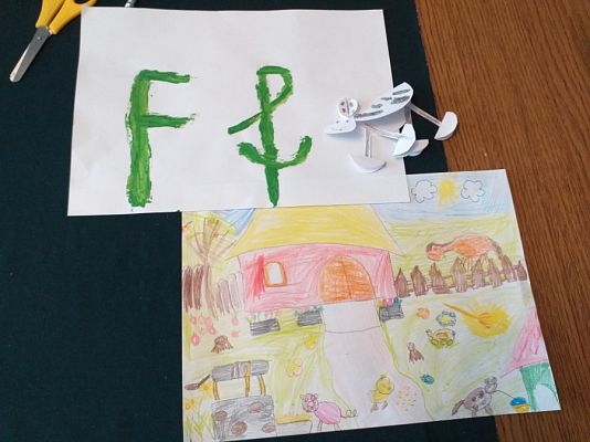  Grafika #19: Dzieci pracują w domu (cz. 2)