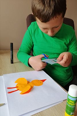  Grafika #41: Dzieci pracują w domu (cz. 2)