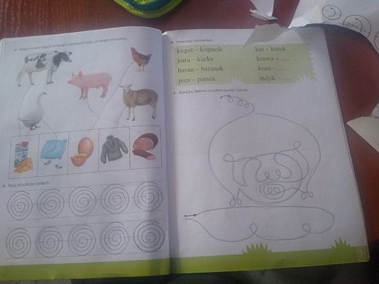  Grafika #47: Dzieci pracują w domu (cz. 2)